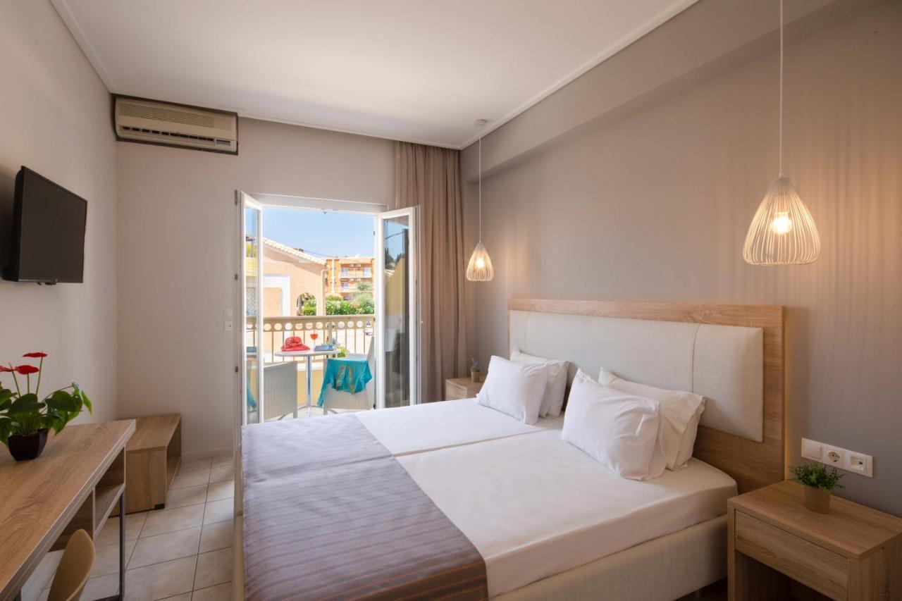Hotel Rossis Mesongi Exterior photo
